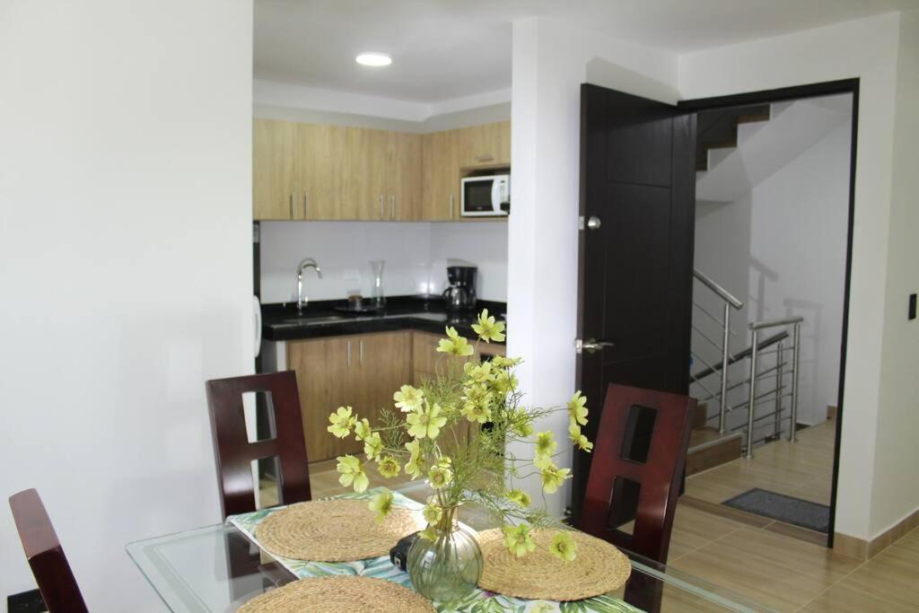 Lindo Apartamento Con Estacionamiento Buga Exteriör bild